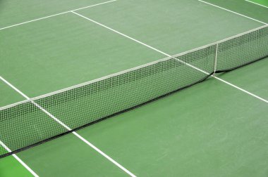 boş açık yeşil sert Tenis Kortu ağları ile havadan görüntü