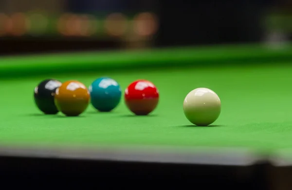 Snookerball Auf Dem Grünen Snookertisch Snookerclub — Stockfoto