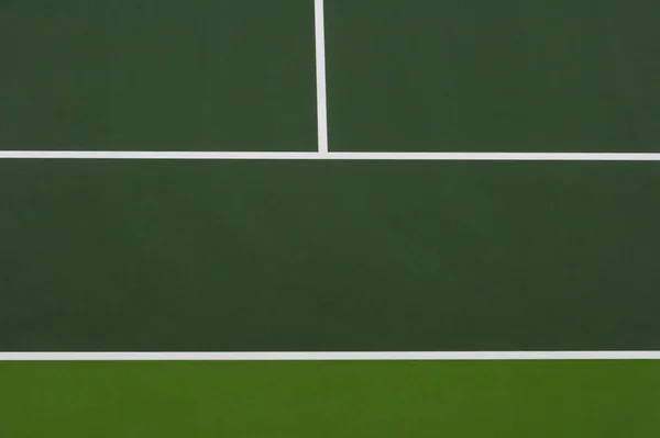 Líneas Blancas Pistas Tenis Sobre Fondo Verde Tienen Espacio Copia —  Fotos de Stock