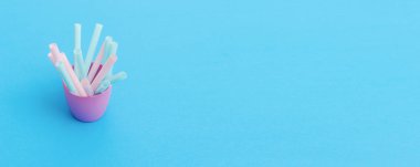 Saman plastik tüp renk dolu, seçilen odak