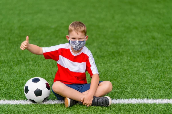 School Kid Mask Soccer Ball Physical Education Lesson Safe Back — Stock Photo, Image