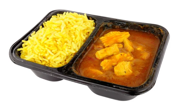 Hühnercurry Und Reis Mikrowelle Convenience Mahlzeit Isoliert Auf Weißem Hintergrund — Stockfoto