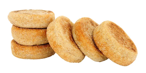 Gruppe Von Englischen Vollkornmuffins Isoliert Auf Weißem Hintergrund — Stockfoto