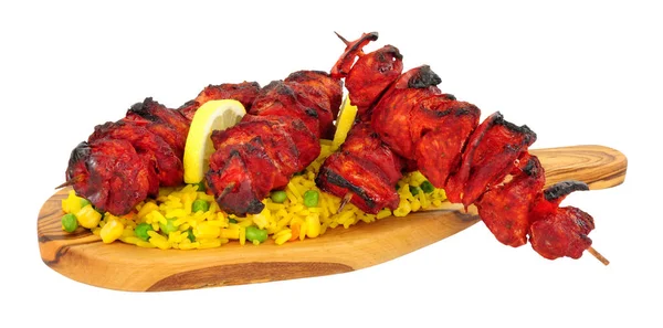 Tandoori Carne Tacchino Kebab Riso Vegetale Tavola Legno Ulivo Isolato — Foto Stock