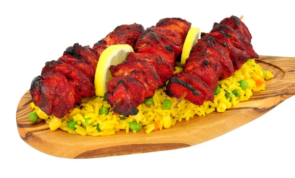 Tandoori Carne Tacchino Kebab Riso Vegetale Tavola Legno Ulivo Isolato — Foto Stock
