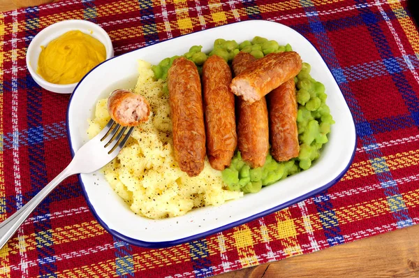 Farine Saucisses Pommes Terre Purée Aux Petits Pois Dans Plat — Photo