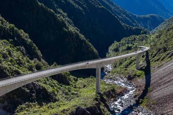 Отель Otira Viaduct Lookout Располагается Национальном Парке Arthur Pass National — стоковое фото