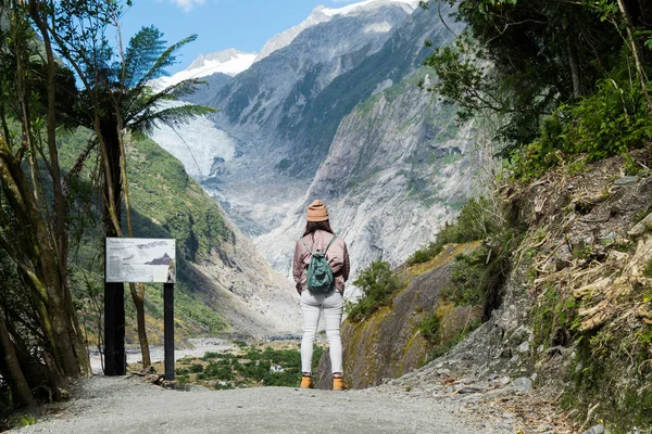 Franz Josef Glacier, Westland Tai Poutini Milli Parkı'nda Yeni Zelanda Batı kıyısında bulunan, izlemek