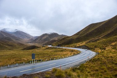 Lindis Pass, Yeni Zelanda'nın Güney Adası etrafında peyzaj