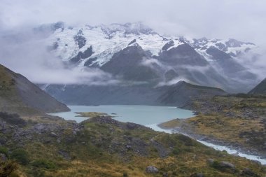 Fahişe Vadisi parça, bir en popüler yürüyen Aoraki/Mt Cook Milli Parkı, Yeni Zelanda'da çevresinde peyzaj