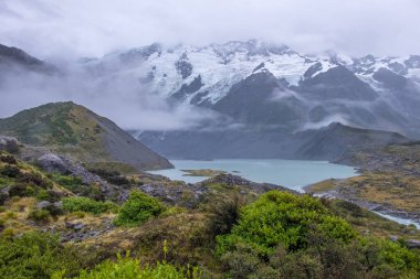 Fahişe Vadisi parça, bir en popüler yürüyen Aoraki/Mt Cook Milli Parkı, Yeni Zelanda'da çevresinde peyzaj