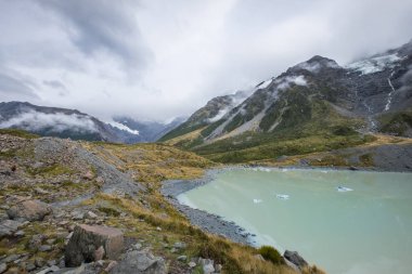 Fahişe Gölü, en popüler dönüm noktası: Aoraki/Mt Cook Milli Park, Avustralya