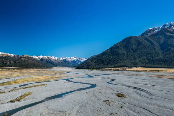 Río Waimakariri Parque Nacional Arthur Pasar Nueva Zelanda — Foto de Stock