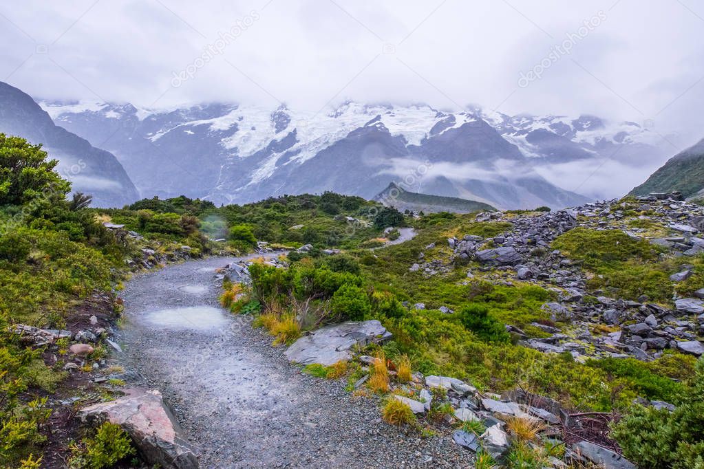 Hooker Valley Track, One of the most popular walks in Aoraki/Mt Cook National Park, New Zealand
