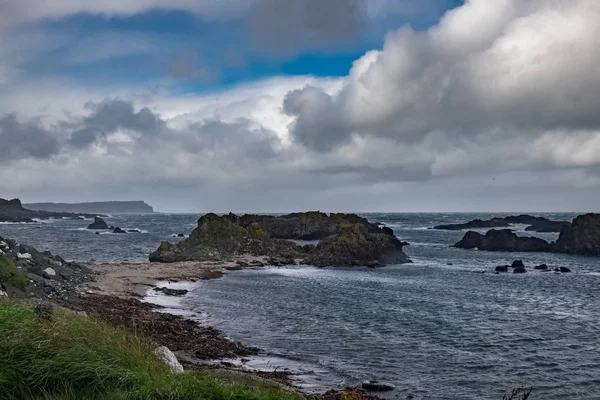 Ballintoy Portu Miejscowości Znajdują Się Obok B15 Coast Road Mil — Zdjęcie stockowe