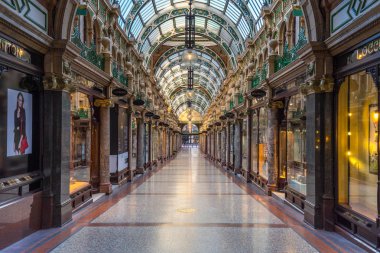 Leeds, İngiltere -2 Haziran 2019: Victoria Quarter, Leeds, İngiltere
