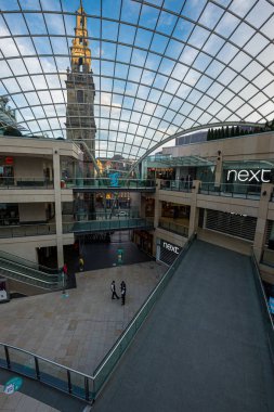 Leeds, İngiltere -2 Haziran 2019: Trinity Leeds alışveriş merkezi, Leeds, İngiltere