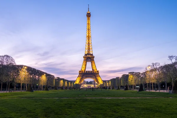 Eiffel Tower light up, Paris, France — Stock Photo, Image