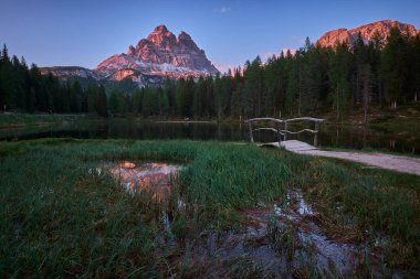 Antorno Gölü, İtalya