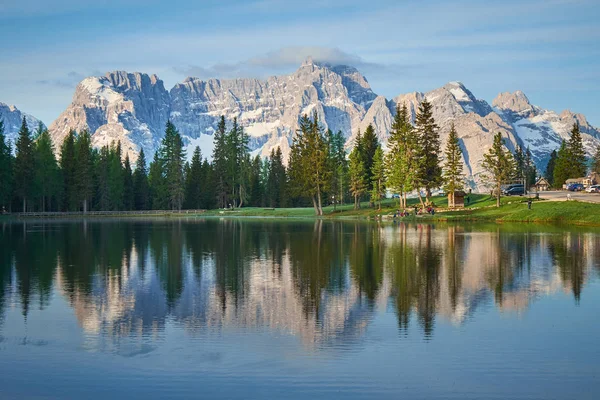 Lago Antorno, Italia — Foto de Stock