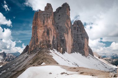 Tre Cime di Lavaredo çevresindeki manzara, Dolomitler, İtalya