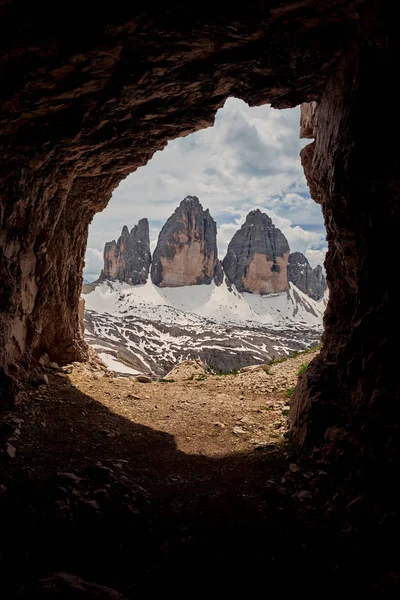 Tre Cime di Lavaredo çevresindeki manzara, Dolomitler, İtalya