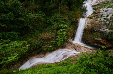 Mae Pan Şelalesi, Doi Inthanon Ulusal Parkı 'nda bir şelale, Chiangmai, Tayland