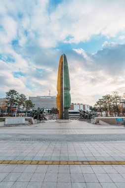 Korea War Monument at the War Memorial of Korea in Seoul, symbolizing sacrifice and unity during the Korean War.