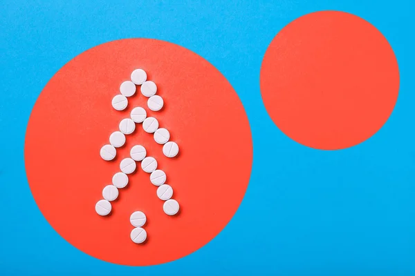 Albero Pillole Sfondo Blu Cerchi Corallo Come Luogo Testo Numeri — Foto Stock