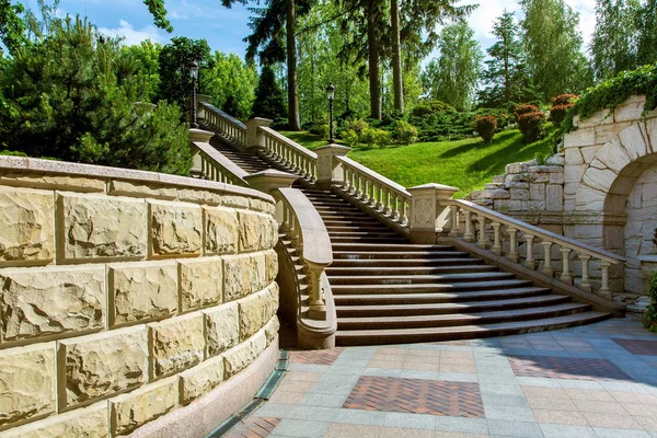 Stone Wall Marble Staircase Balustrades Iron Lanterns Landscape Green Plants — Stock Photo, Image