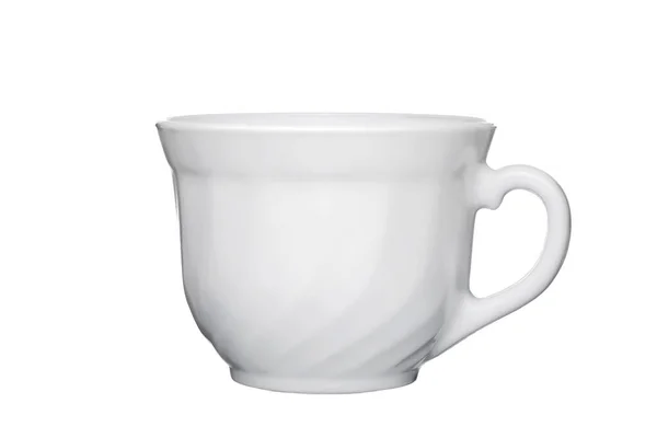 ミニマルな波のデザインと丸みを帯びた形状の白いセラミックティーカップ 白い背景に隔離された飲料食器オブジェクト — ストック写真