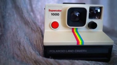 Vintage polaroid fotoğraf makinesi