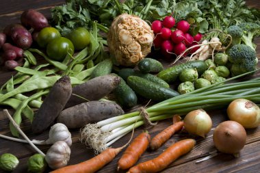 Ahşap doğal taze sebze.