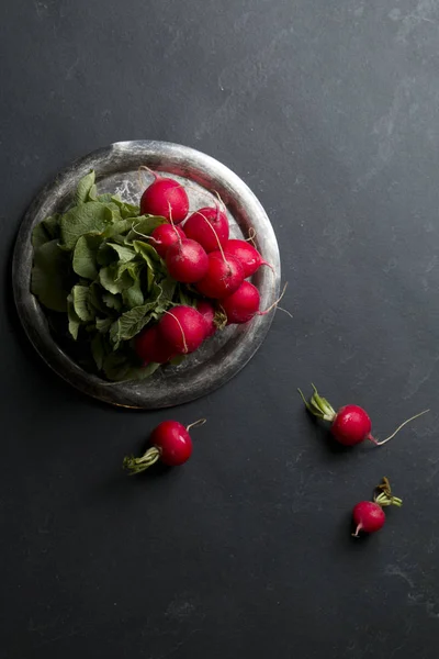 Fresh Radish Dark Background — Stock Photo, Image