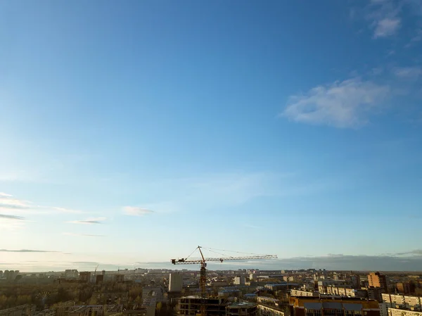 Diferentes Edificios Novosibirsk Rusia Cielo Azul Con Nubes Están Por — Foto de Stock