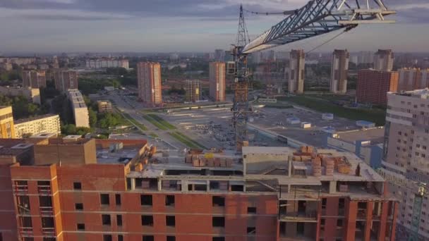 Aerial View Flying New Modern House Construction Blue Tower Crane — Stock Video