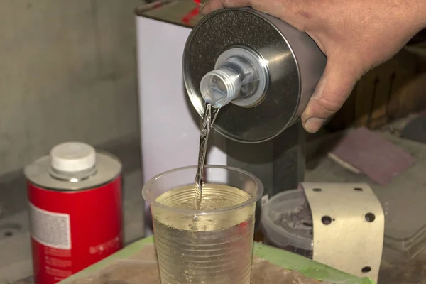 Body Repairman Pours Liquid Painting Car Metal Can Container Scales — Stock Photo, Image