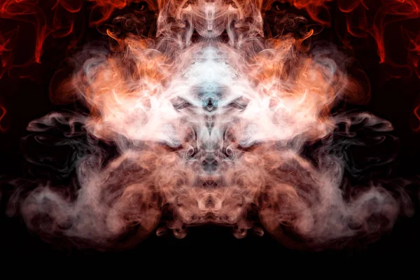 青の背景 幽霊の頭の形や黒の神秘的な外観の男の赤とオレンジの波線煙は地面を分離しました アークからの蒸気の明るい抽象的なパターン — ストック写真