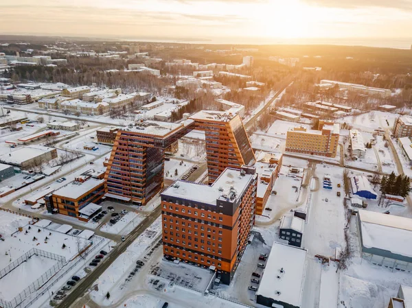 Вид Academpark Технопарк Новосибірськ Академічного Township Великий Будинок Лабораторій Інноваційних — стокове фото