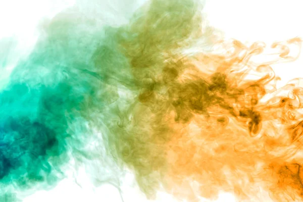 カラフルな蒸気を煙の 台のジェット機の衝突のような白の背景に青黄色から色の分子のスムーズな移行アークから吐き出される — ストック写真