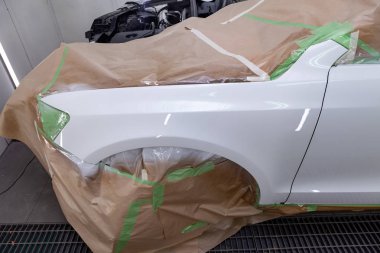 Kamera otomobil vücut onarım için kazasında sonra araba 