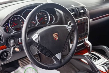 Porsche Cayenne 957 iç görünüm 2007 ile kontrol paneli,