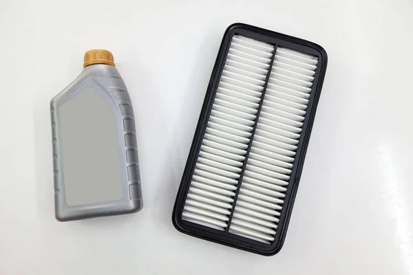 Pezzo di ricambio per filtro aria motore auto per la pulizia di polvere e sporco — Foto Stock
