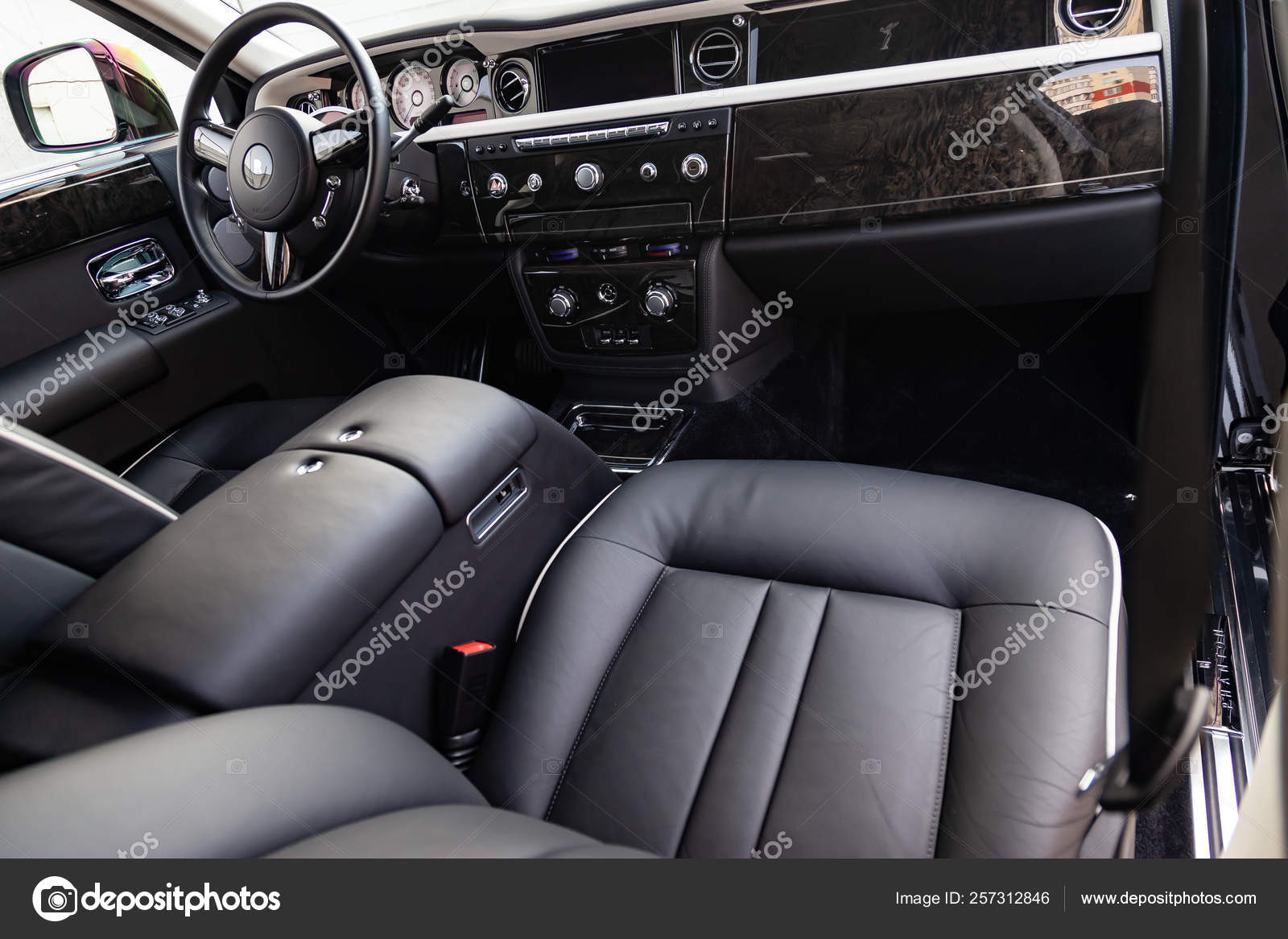 Interior View Of New A Very Expensive Rolls Royce Phantom