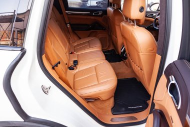 Araba Porsche Cayenne iç 958 2011 yıl bir vie ile