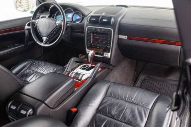 Porsche Cayenne 957 iç görünüm 2007 ile kontrol paneli,