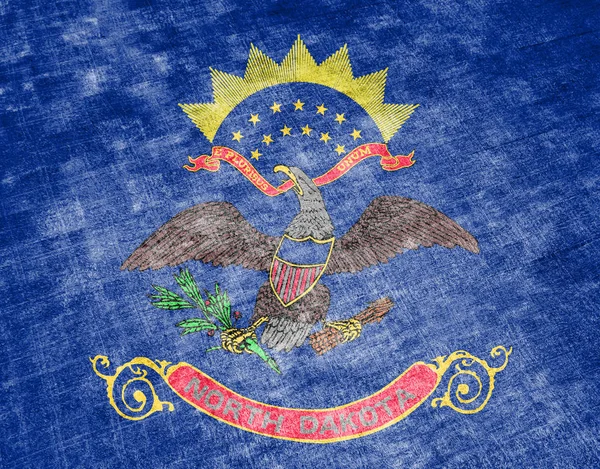 Flaga stanu USA Północna Dakota w stosunku do szarego — Zdjęcie stockowe