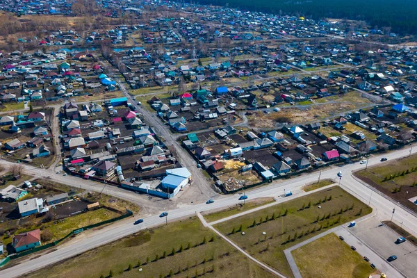 Vista aérea de un gran número de pequeñas casas con techos de colores — Foto de Stock