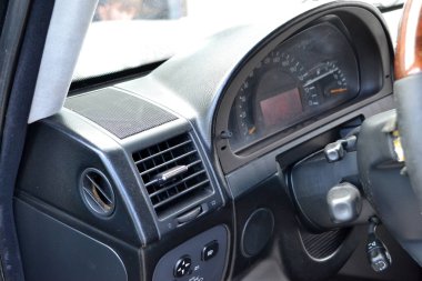 Modern lüks bir araba iç parçası yakından görmek