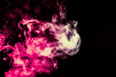 Kalıplardan duman sarma bulutları ile renkli arka plan